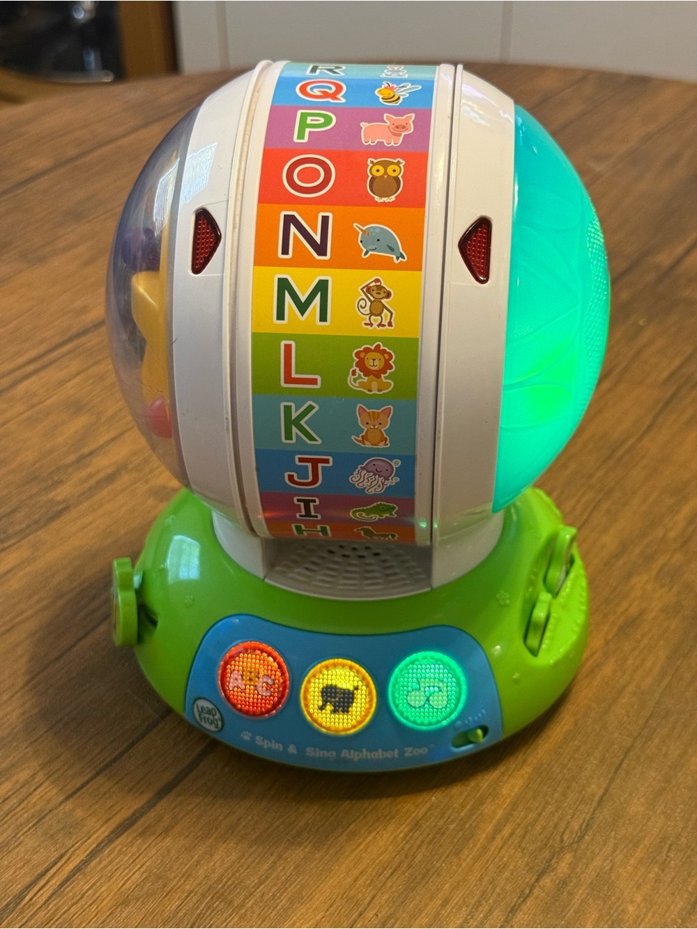 Leapfrog Spin & Sing Alphabet Zoo Animal Toy Educational Light-Up Ball